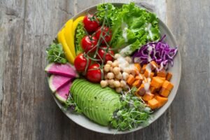 5 Lunch Habits That Actually Help You Lose Weight at Work